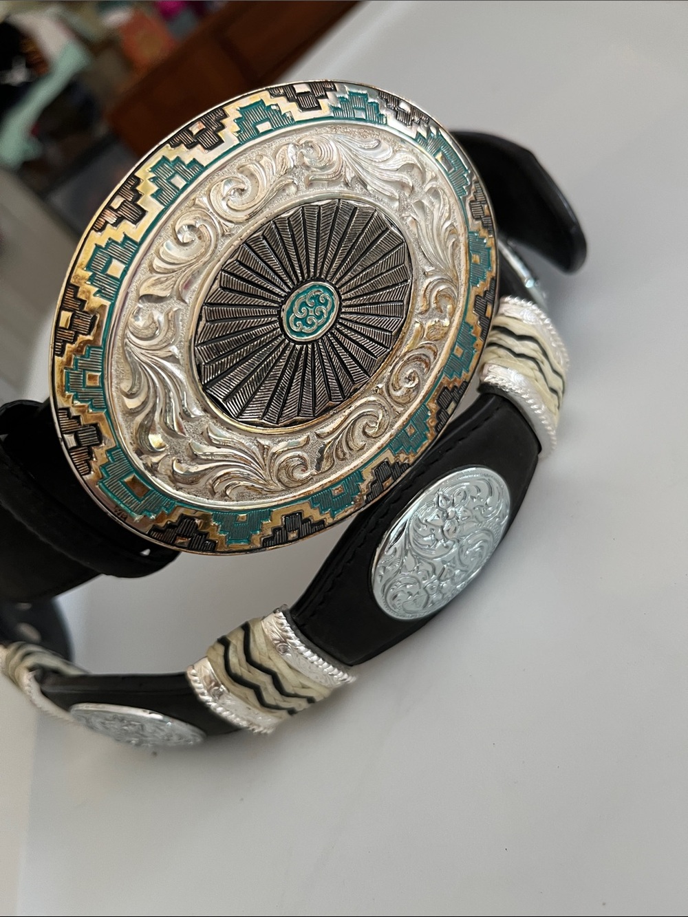 Crumrine silver aqua starburst buckle black leather belt champ conchos 40